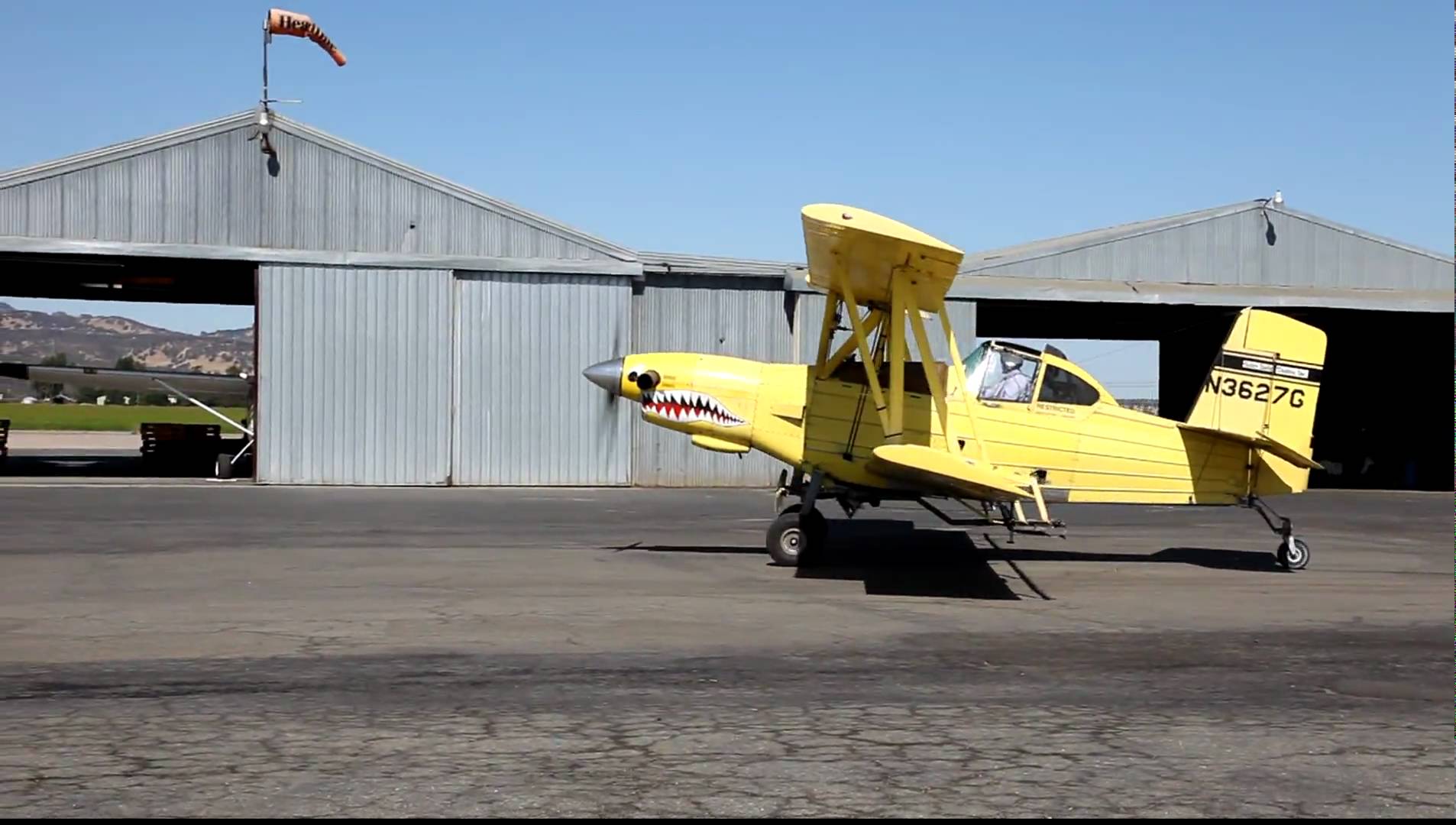 CROP DUSTER AT AIRPORT_GOOGLE IMAGE